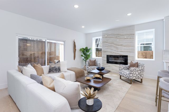 710 W White Avenue, Mckinney, TX 75069