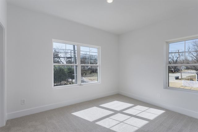 710 W White Avenue, Mckinney, TX 75069