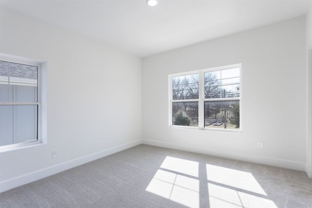 710 W White Avenue, Mckinney, TX 75069