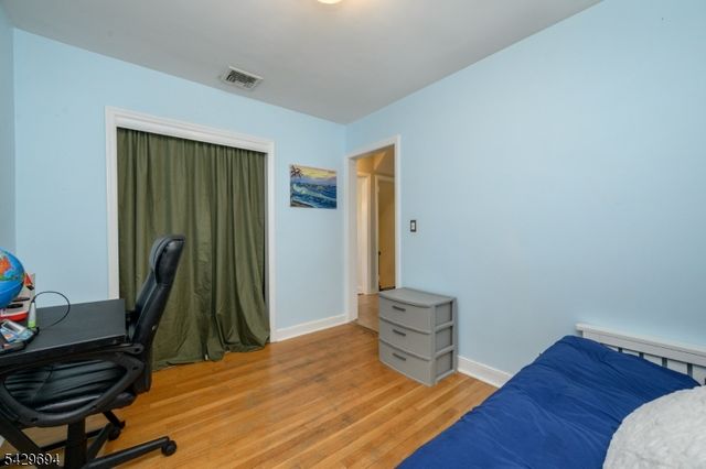 49 Colonial Dr, Clark Twp., NJ 07066