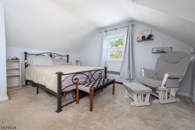 49 Colonial Dr, Clark Twp., NJ 07066