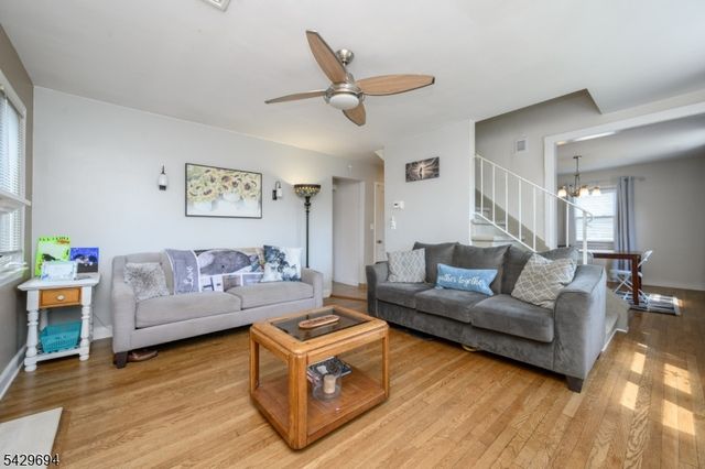 49 Colonial Dr, Clark Twp., NJ 07066