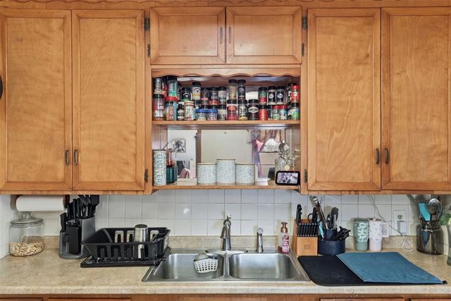 200 Oak Street, Midwest City, OK 73110