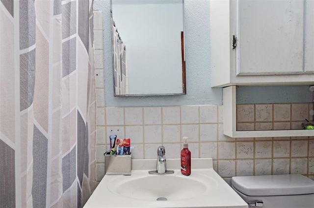 200 Oak Street, Midwest City, OK 73110