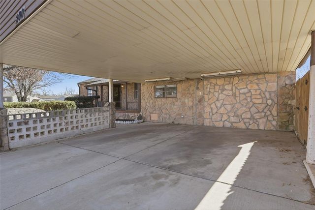 200 Oak Street, Midwest City, OK 73110