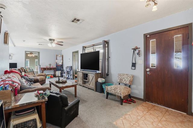 200 Oak Street, Midwest City, OK 73110