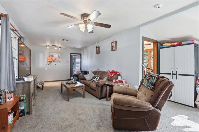 200 Oak Street, Midwest City, OK 73110