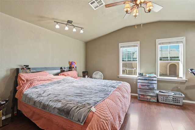 200 Oak Street, Midwest City, OK 73110