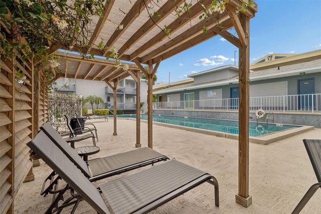 4813 MCELROY D108, Tampa, FL 33611