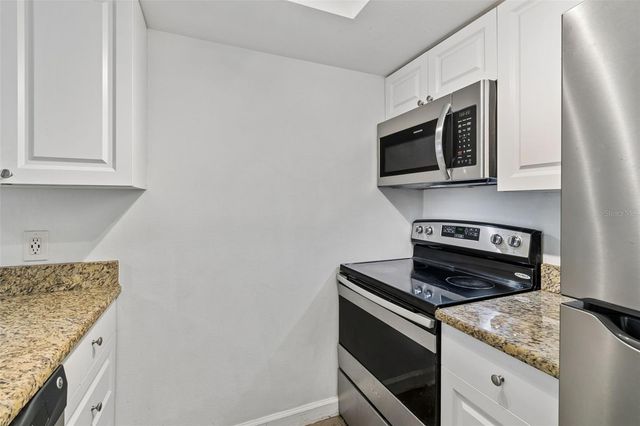 4813 MCELROY D108, Tampa, FL 33611