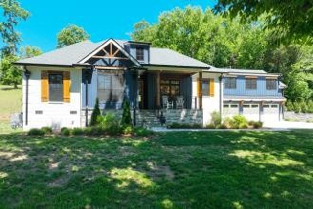6659 Pinkston Rd, College Grove, TN 37046