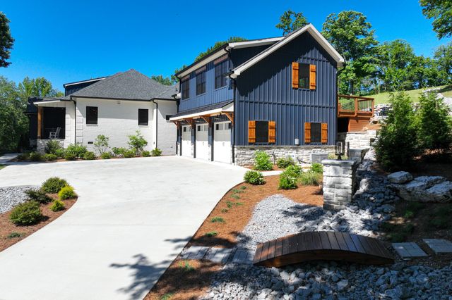 6659 Pinkston Rd, College Grove, TN 37046
