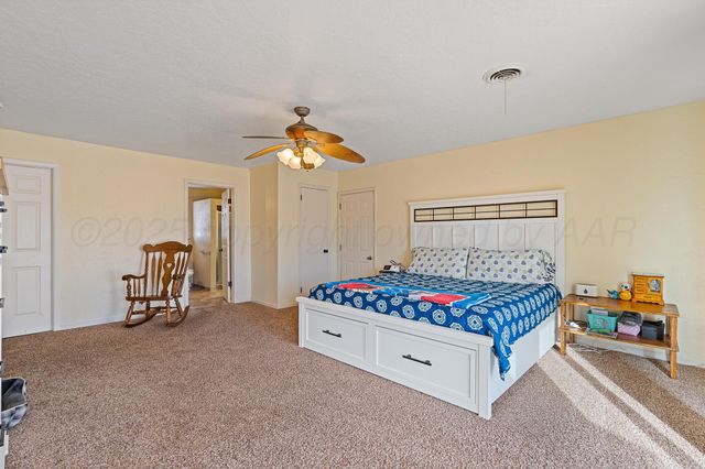 1108 S Hawley Street, Clarendon, TX 79226