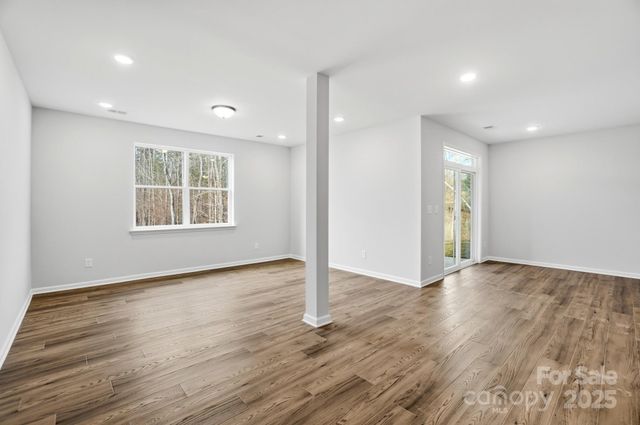 101 N Inneswood Lane, Mooresville, NC 28115