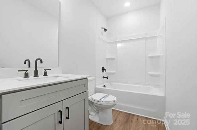 101 N Inneswood Lane, Mooresville, NC 28115