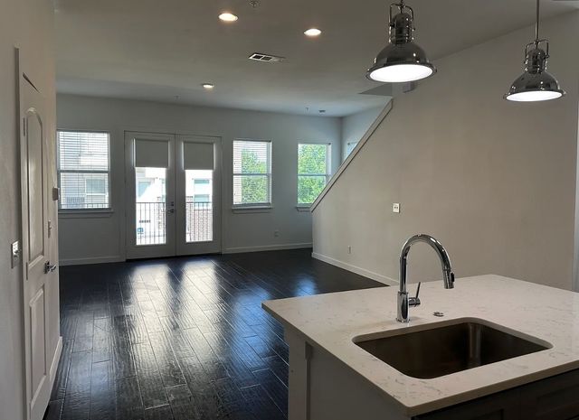 1211 Beaconsfield Lane 605, Arlington, TX 76011