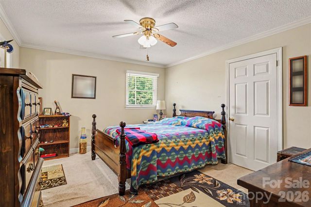 591 Mullis Road, Union Grove, NC 28689