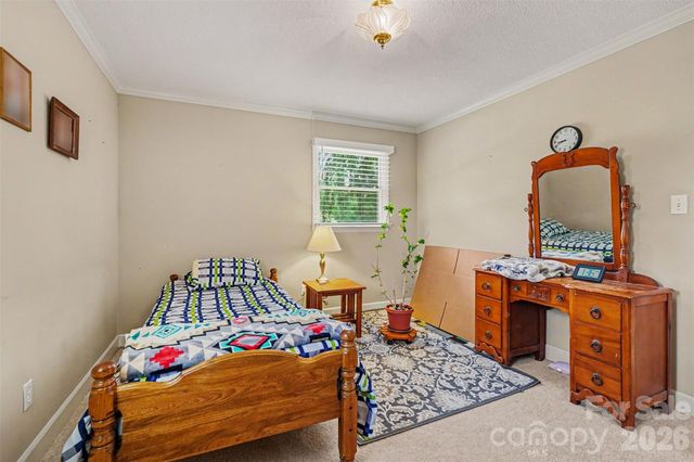 591 Mullis Road, Union Grove, NC 28689