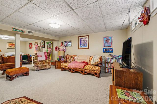 591 Mullis Road, Union Grove, NC 28689