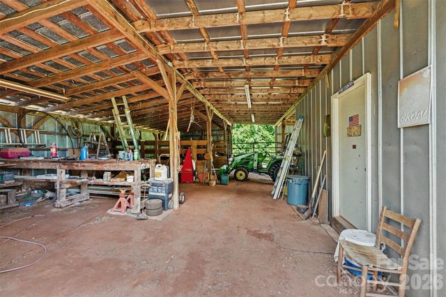 591 Mullis Road, Union Grove, NC 28689