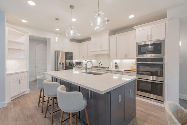8435 Willow Whisper Lane, Magnolia, TX 77354