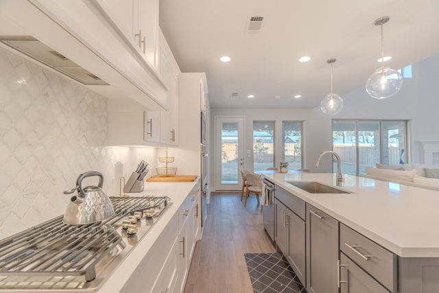 8435 Willow Whisper Lane, Magnolia, TX 77354