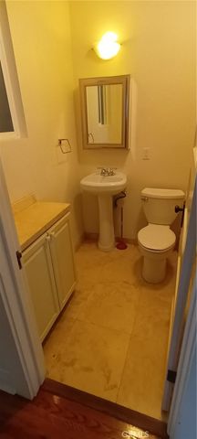 1511 E Ocean Avenue, Long Beach, CA 90802
