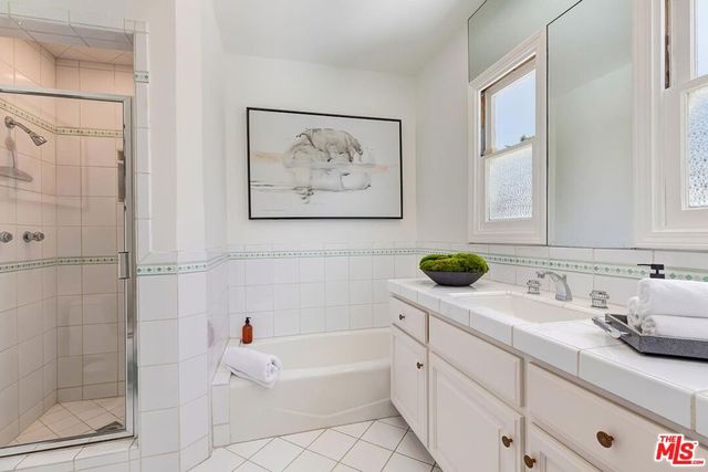 2718 Motor Avenue, Los Angeles, CA 90064