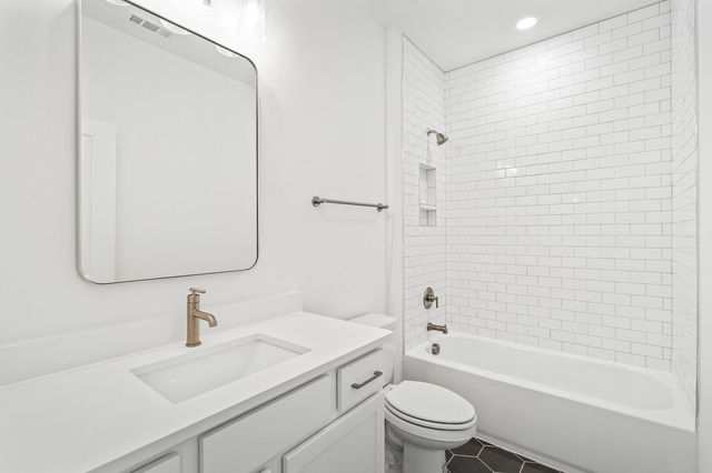 5209 Fairhaven Ct, Thompsons Station, TN 37179