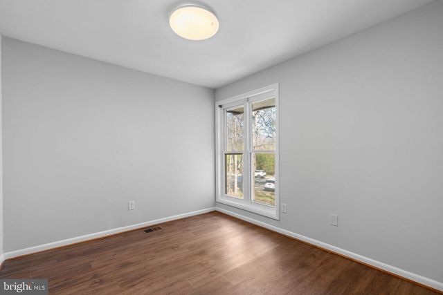 8583 SEASONS WAY, Lanham, MD 20706