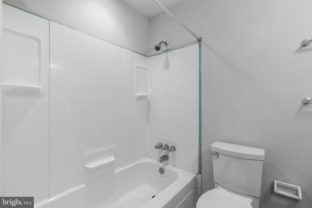 8583 SEASONS WAY, Lanham, MD 20706