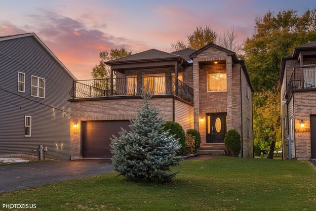 23974 N OVERHILL Drive, Lake Zurich, IL 60047