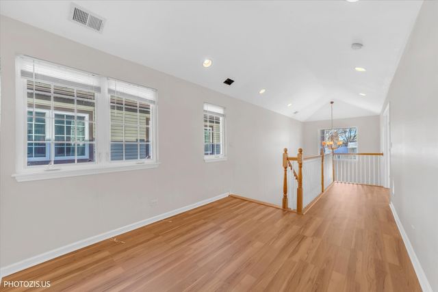 23974 N OVERHILL Drive, Lake Zurich, IL 60047