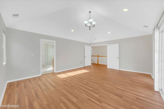 23974 N OVERHILL Drive, Lake Zurich, IL 60047