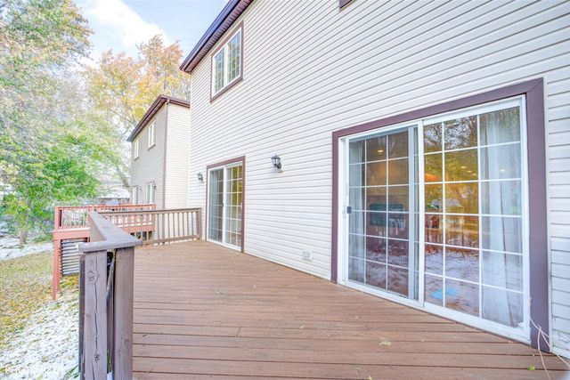 23974 N OVERHILL Drive, Lake Zurich, IL 60047