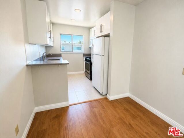 7137 Coldwater Canyon Avenue 12, North Hollywood (los Angeles), CA 91605