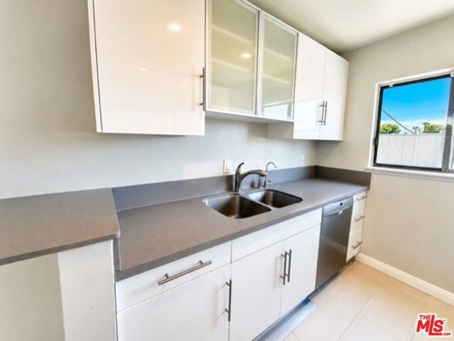 7137 Coldwater Canyon Avenue 12, North Hollywood (los Angeles), CA 91605