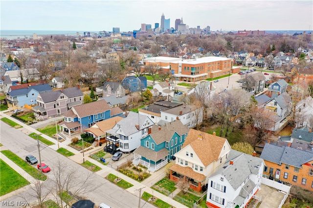 1859 W 58th Street, Cleveland, OH 44102