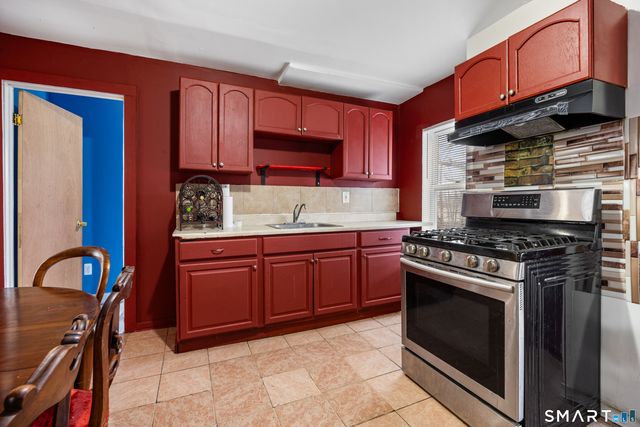 33 Martin Street, Hartford, CT 06120