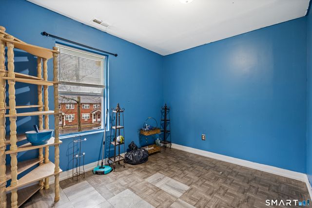 33 Martin Street, Hartford, CT 06120