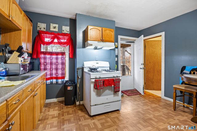 33 Martin Street, Hartford, CT 06120