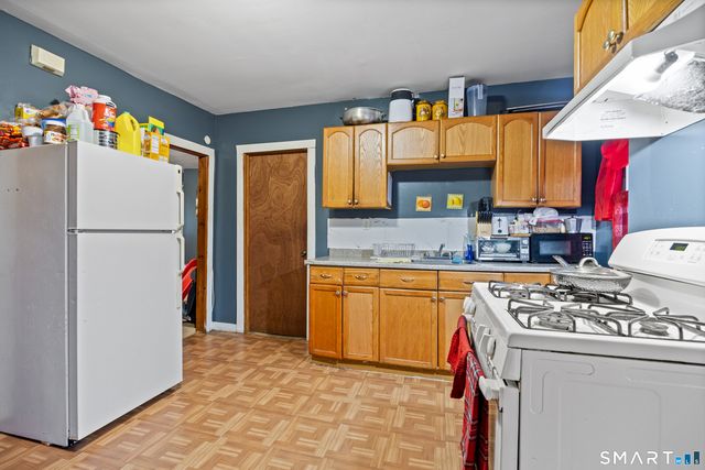 33 Martin Street, Hartford, CT 06120