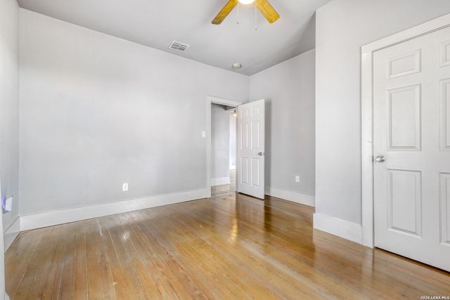 1127 Westfall, San Antonio, TX 78210