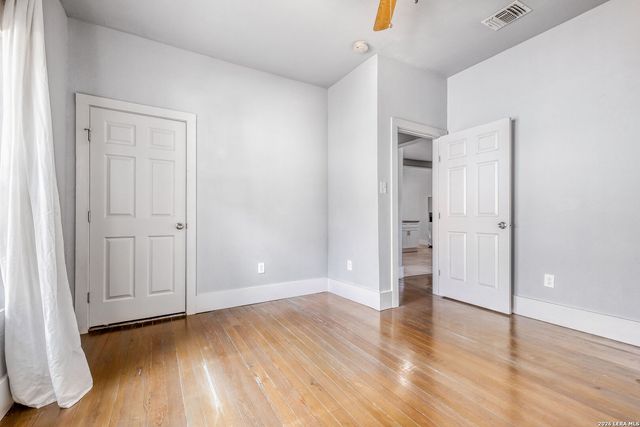 1127 Westfall, San Antonio, TX 78210