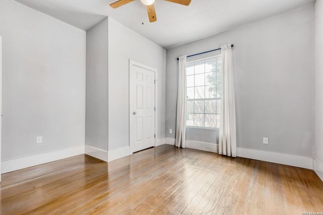 1127 Westfall, San Antonio, TX 78210