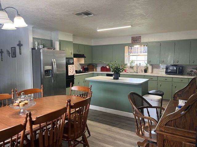 118 WAYNES LN, Gilmer, TX 75644