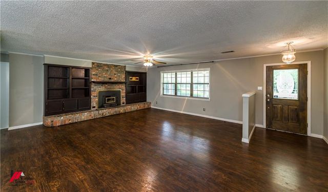 236 CHARLIE CANNON Road, Coushatta, LA 71019
