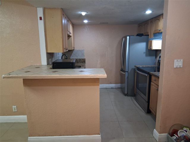 1349 Seaview, North Lauderdale, FL 33068