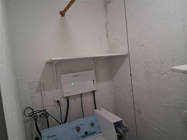 1349 Seaview, North Lauderdale, FL 33068