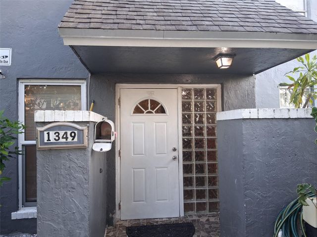 1349 Seaview, North Lauderdale, FL 33068